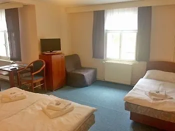 Lomnice Hotel & Restaurant