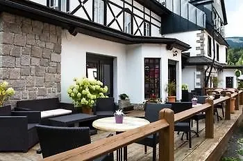 Lomnice Hotel & Restaurant